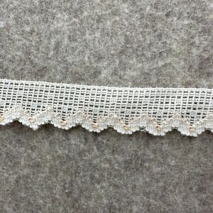 VTG Crochet Beige Lace Trim Cottagecore Sewing Crafting Trim Fabric Ribbon 8.8yd
